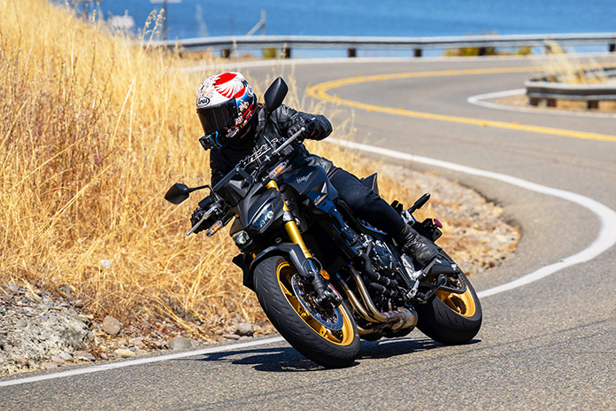 2025 Honda Hornet CB750 CB1000 SP review