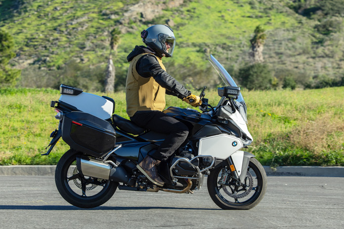 Motor School with Quinn Redeker: Scrub-A-Dub-Dub