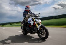 2026 BMW R 1300 R Review 2026 BMW R 1300 R Review