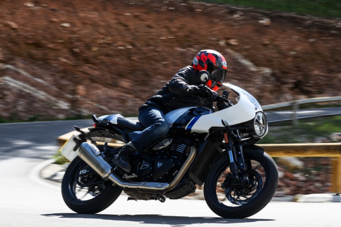 2026 Triumph Thruxton 400 2026 Triumph Thruxton 400