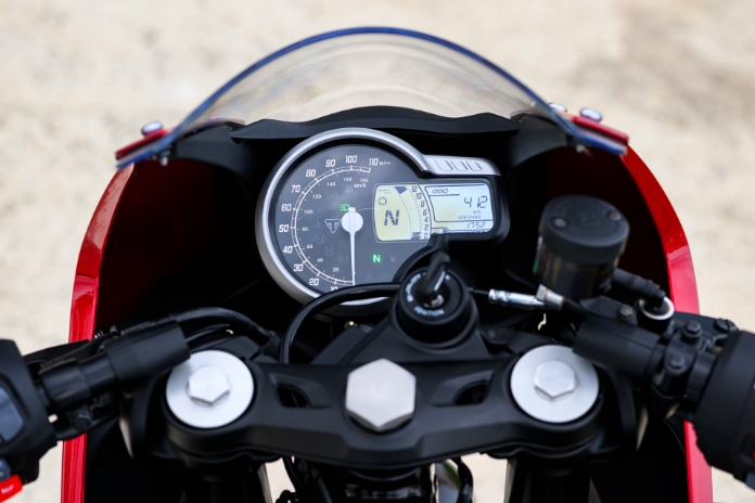 2026 Triumph Thruxton 400 2026 Triumph Thruxton 400