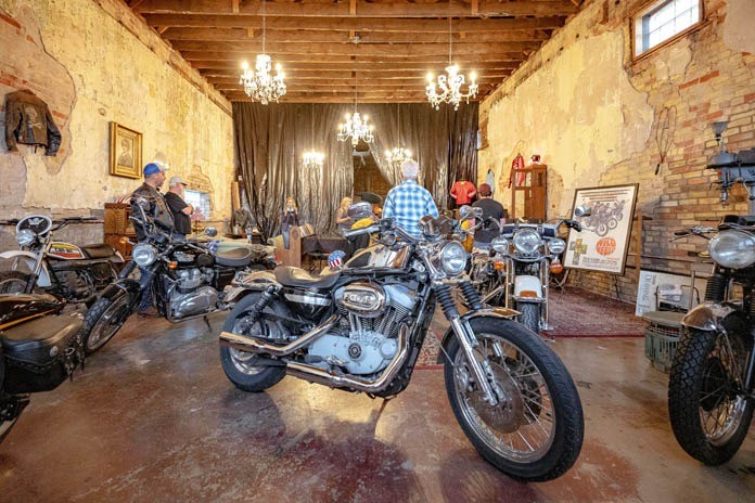 FXR Friends Throwdown