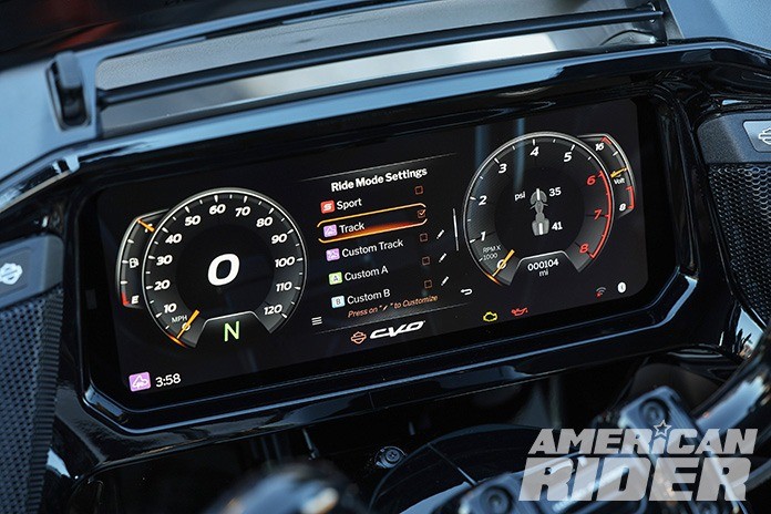 2024 Harley-Davidson CVO Road Glide ST instrument panel