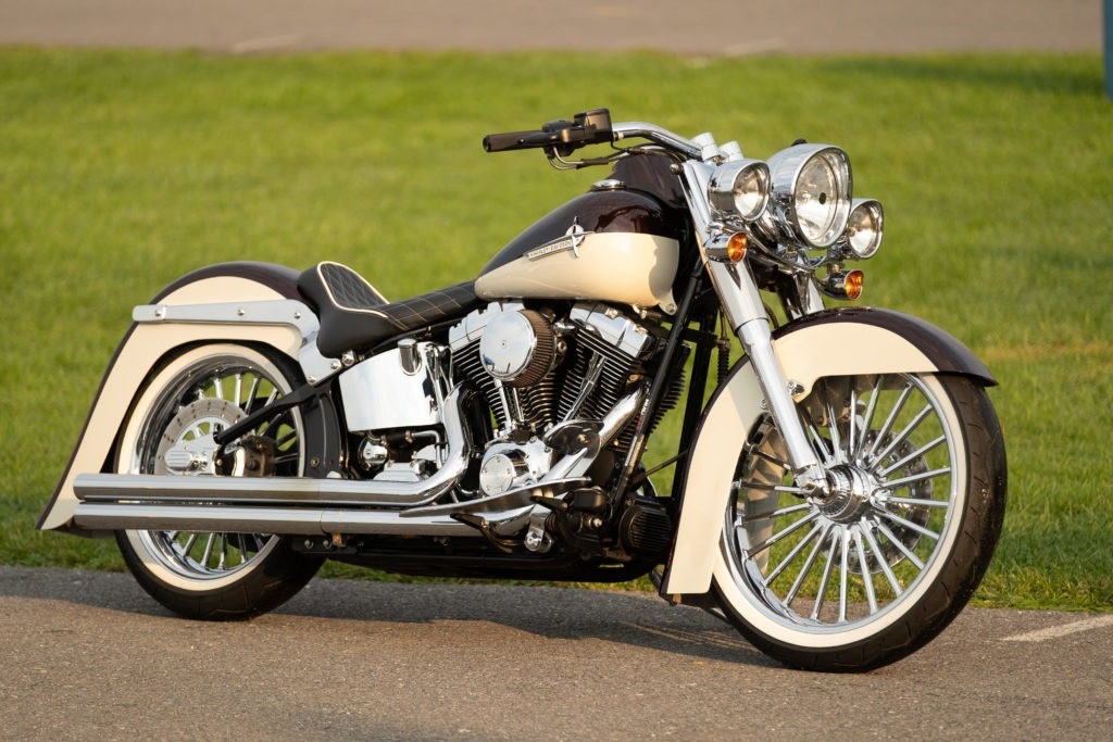 Progressive IMS Outdoors Ultimate Builder Custom Bike Show Winners Custom Street