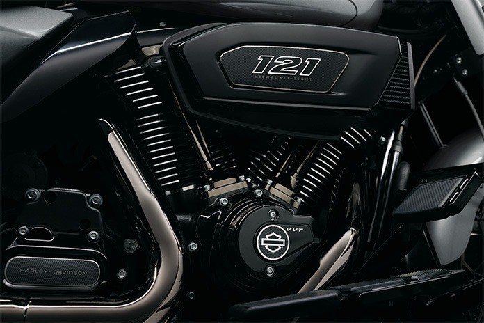 2023 Harley-Davidson CVO Road Glide and Street Glide