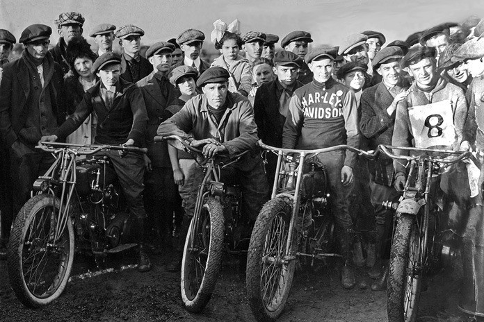 Harley-Davidson vs. Indian Part 1 hillclimb race