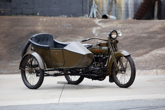 Harley-Davidson vs. Indian Part 1 1921 Harley-Davidson J-series