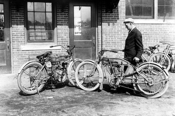 Harley-Davidson vs. Indian Part 1 Walter Davidson
