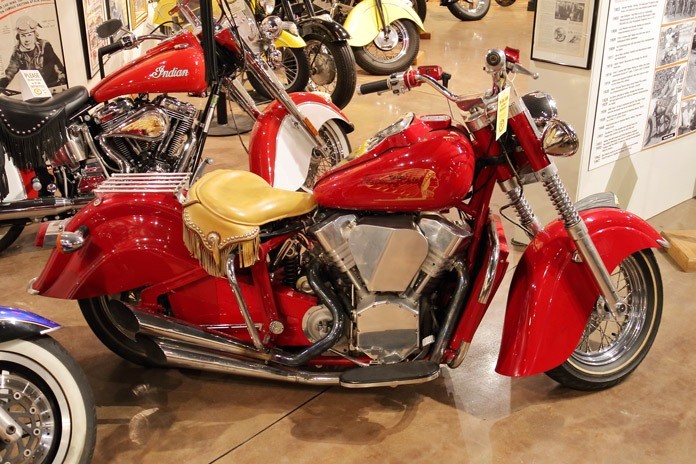 Harley-Davidson vs. Indian Motorcycle Part 4 1954-1999 Baughman Century Chief