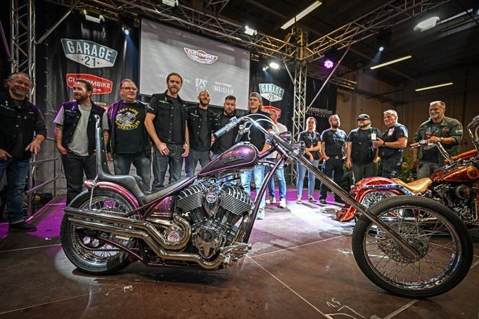 Indian Chief Dark Horse chopper Purple Haze
