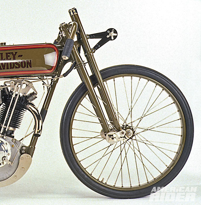 Springer Fork Type 1 on 1920s 8-valve Harley-Davidson roadracer