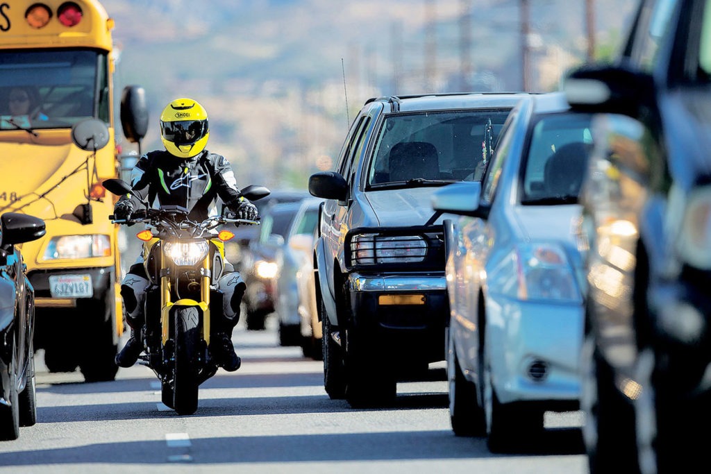 Lane filtering lane splitting