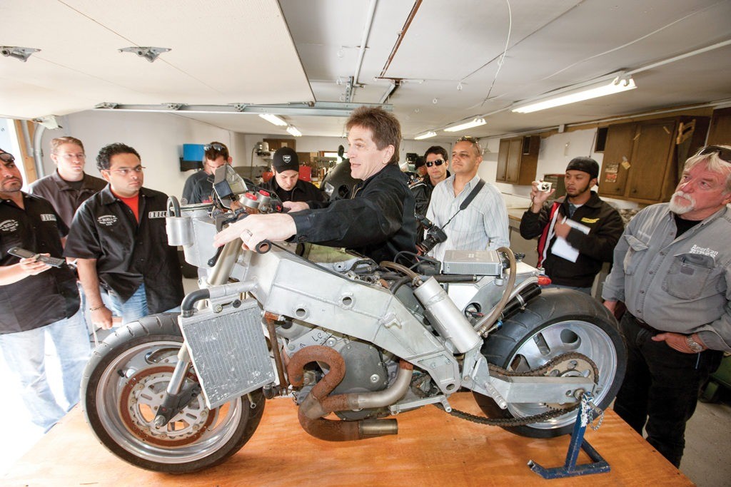 Harley VR1000 Superbike