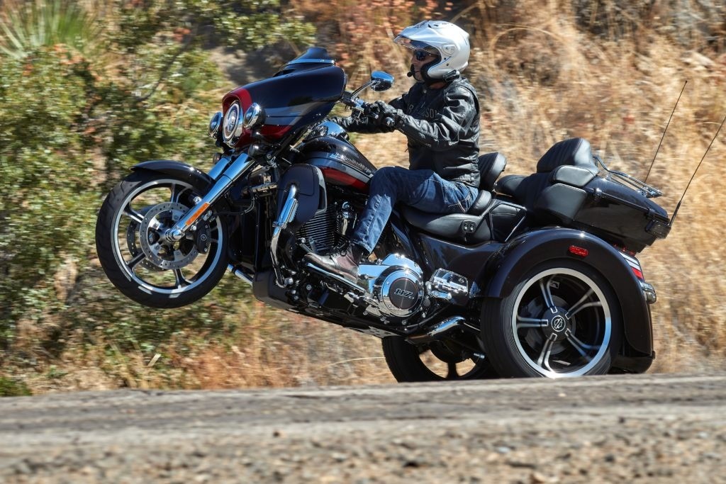 Duke Tri-Glide Wheelie