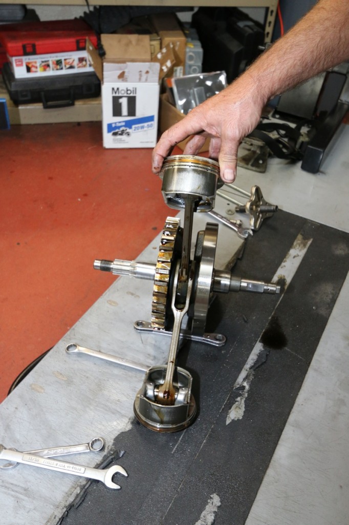 The FXD teardown revealed that the OEM connecting rods had extensive side play