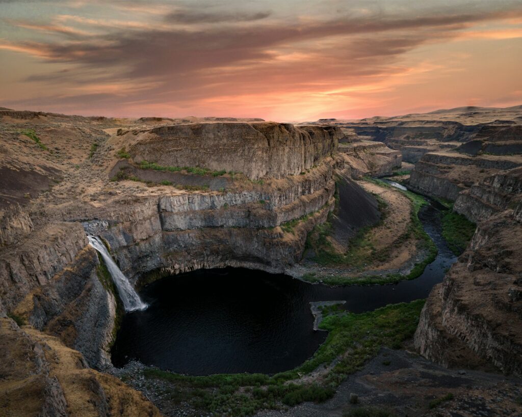 Palouse Falls Washington | Rider Magazine Motorcycle Travel Guide to Waterfalls | Motorcycle Waterfall Ride