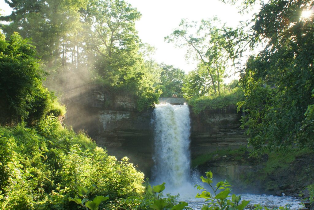 Minnehaha Falls Minnesota | Rider Magazine Motorcycle Travel Guide to Waterfalls