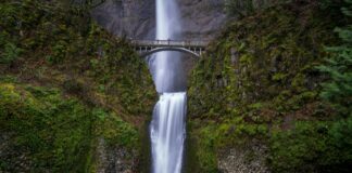 Multnomah Falls Oregon | Rider Magazine Motorcycle Travel Guide to Waterfalls